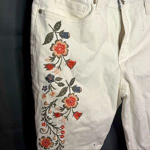 VINTAGE AMERICA FLORAL JEAN